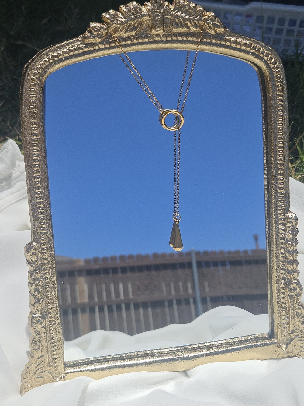 Gold Lariat Loop Necklace Minimalist Water Droplet Charm New